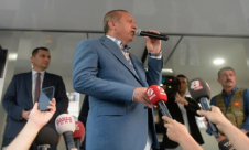 اردوغان يطالب أميركا بتسليم غولن ويؤكد :اعلمتكم سابقا ان غولن يخطط للانقلاب ولم تنصتوا